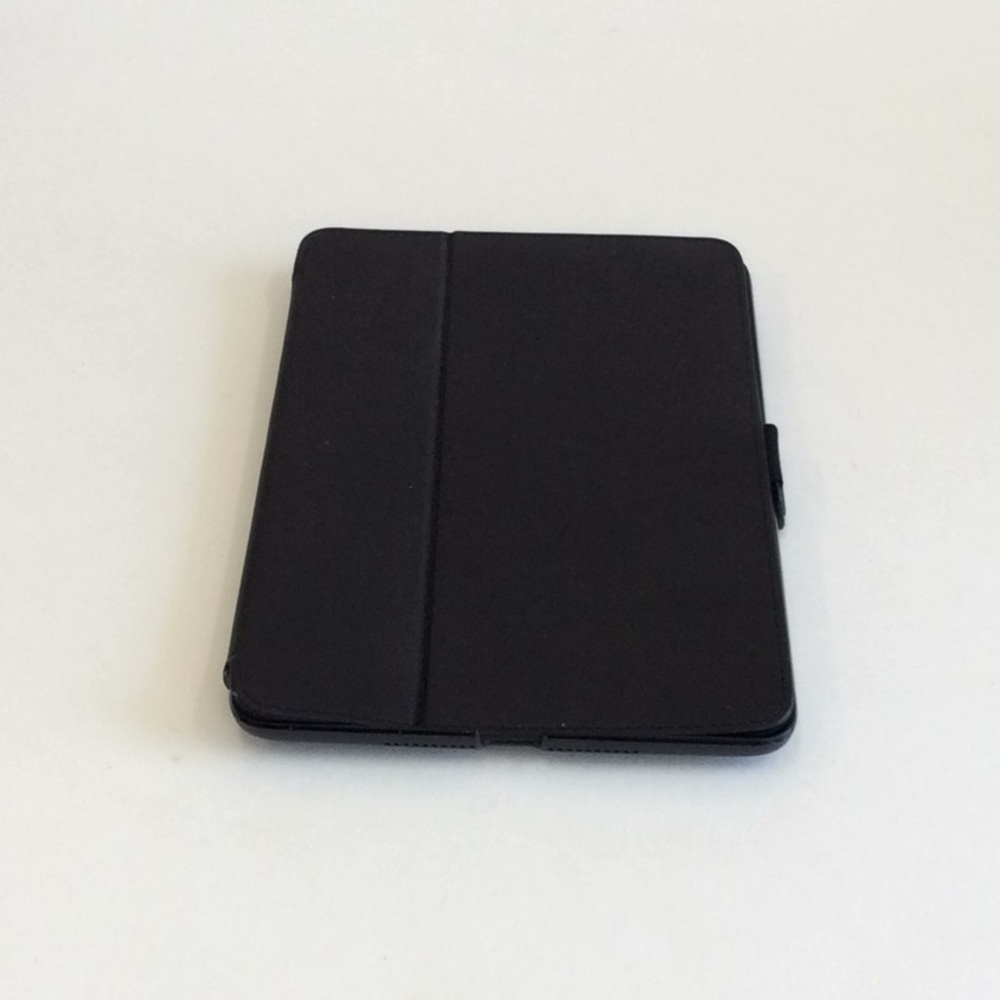 Black Speck Tablet Case